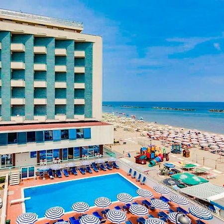 Hotel Majestic Bellaria-Igea Marina Exterior photo