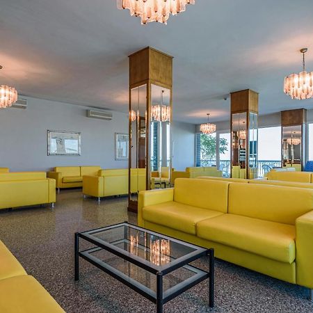 Hotel Majestic Bellaria-Igea Marina Exterior photo